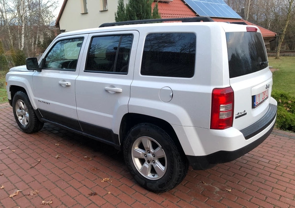 Jeep Patriot cena 44900 przebieg: 184000, rok produkcji 2014 z Lublin małe 379